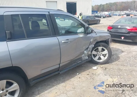 2016 Jeep Compass Sport из США, поврежденный, VIN 1C4NJCBA9GD560886